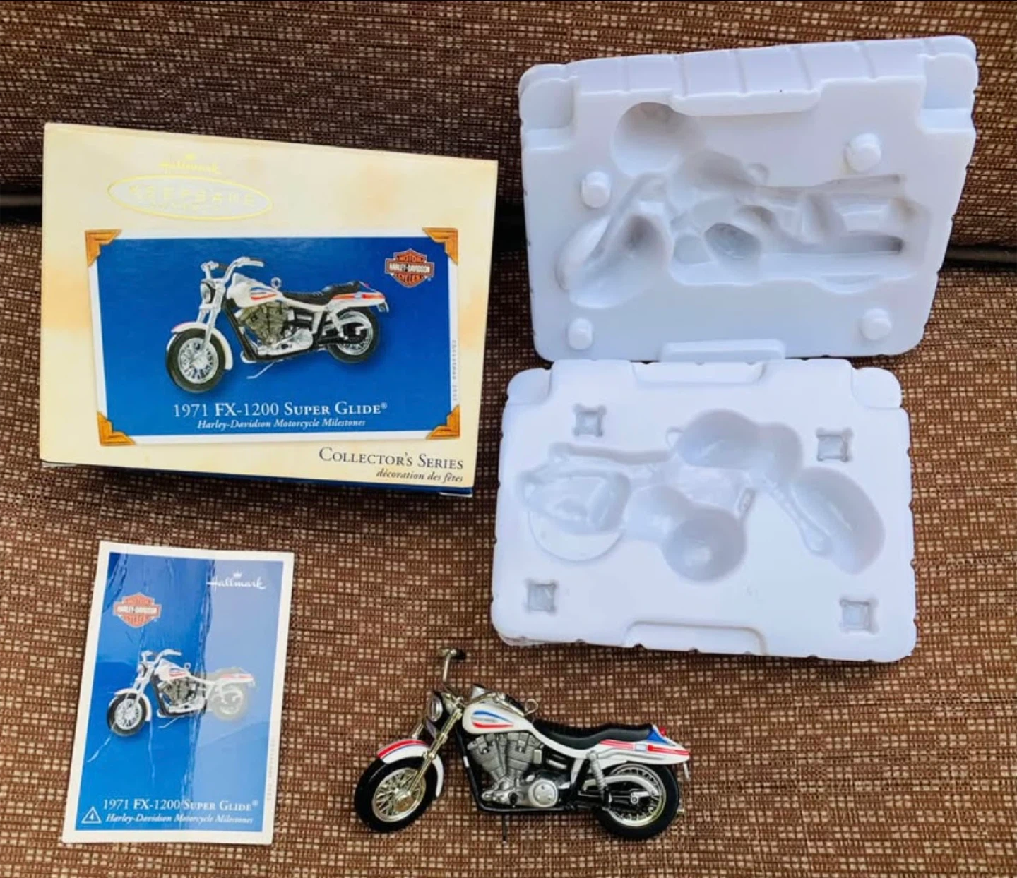 Harley-Davidson 1971 FX-1200 Super Glide Miniature - photo 5