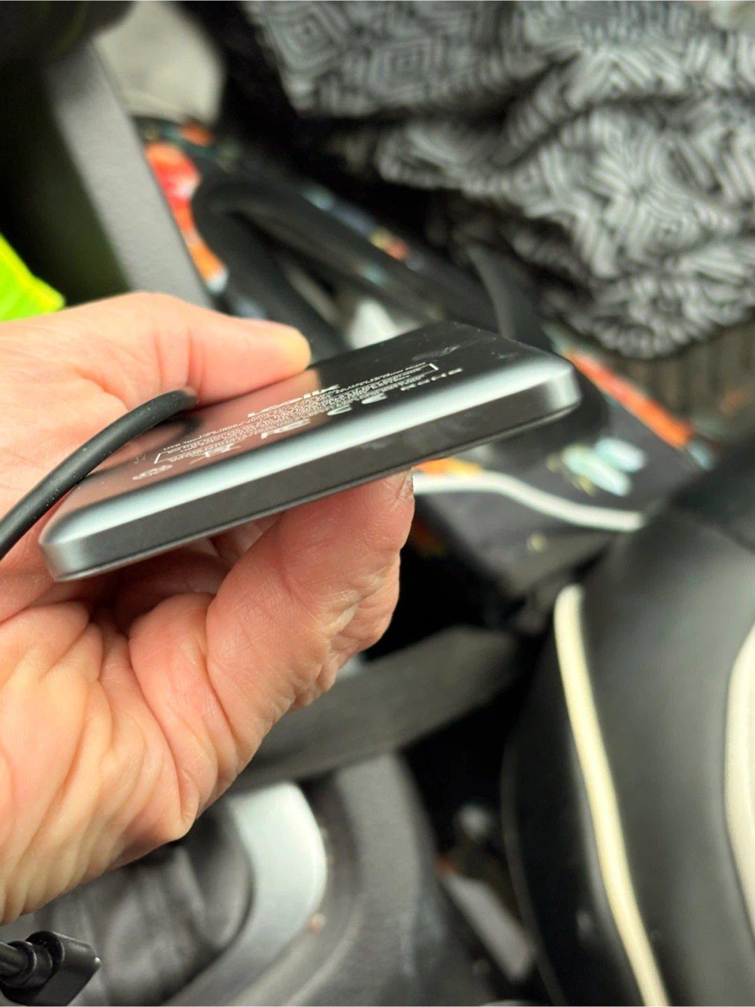Logiix Piston Power 05 Power Bank - photo 2