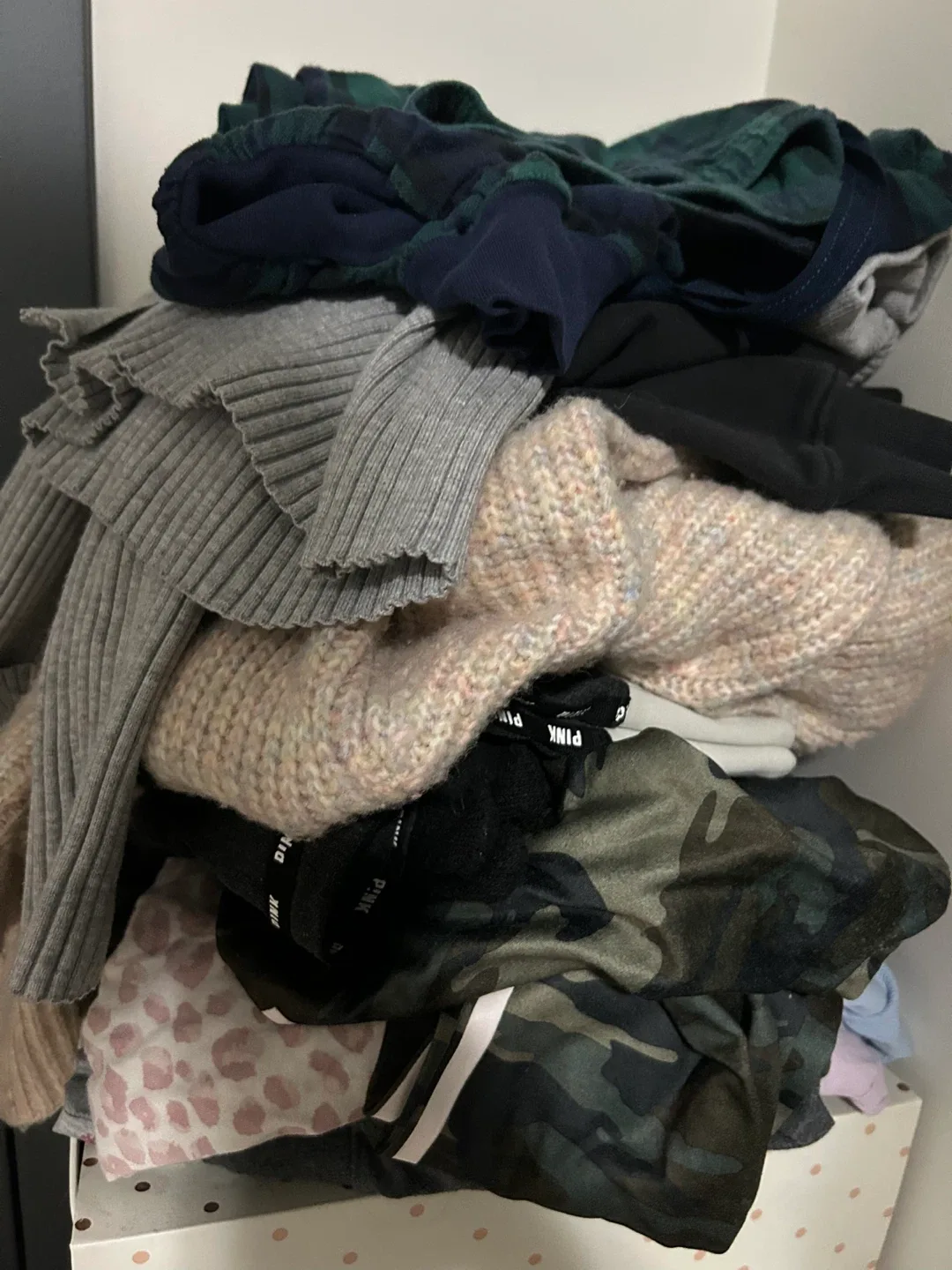 Care package for mom and toddler image indicator(3)