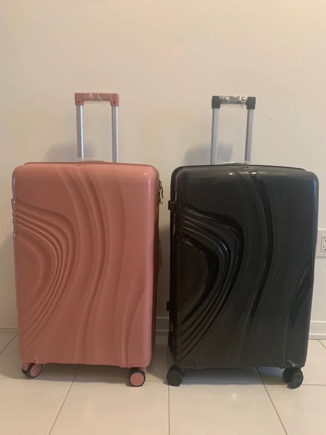 Luggage Set - 20/24/28 inch - Rose Gold & Black image indicator(5)