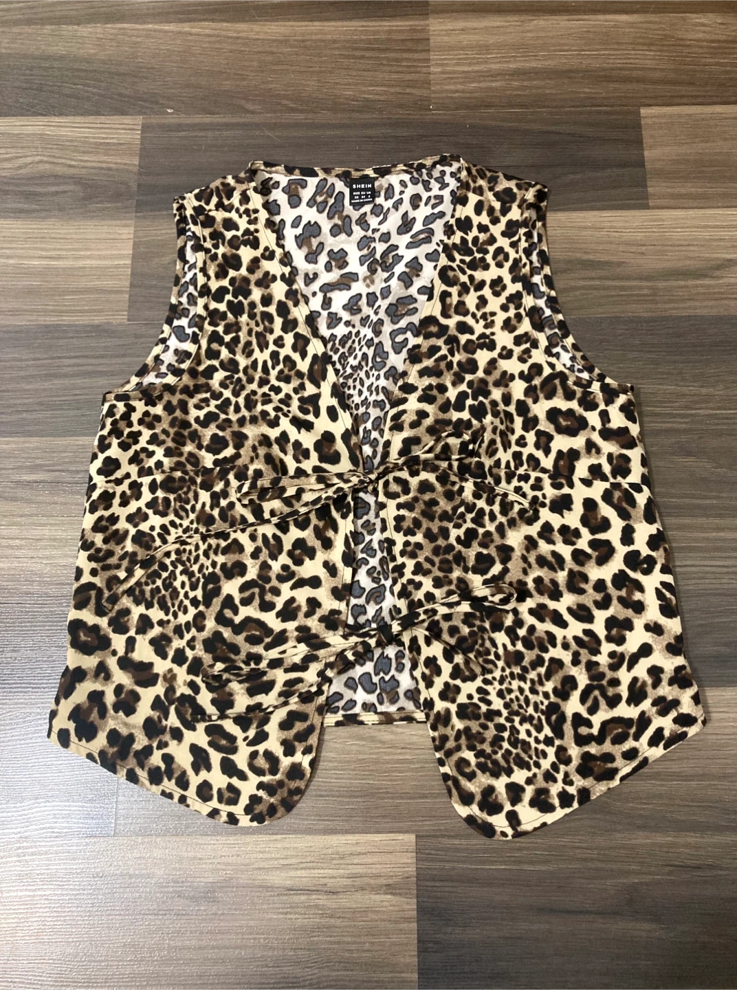 Leopard print tie up vest