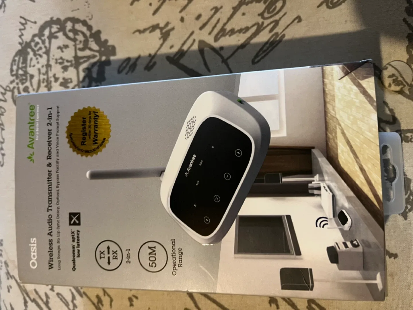 Avantree Oasis Wireless Audio Transmitter & Receiver thumbnail