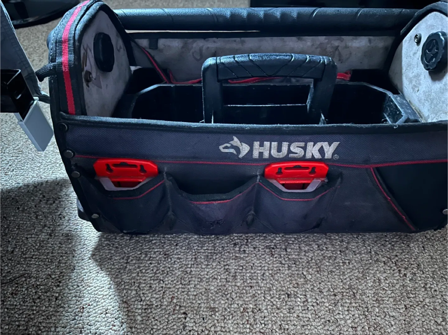 Husky Tool Bag image indicator(2)