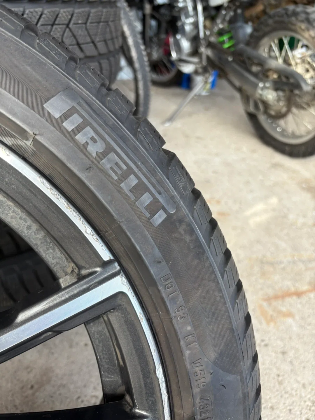BMW Rims with Pirelli Winter Tires - 225/45 R18 image indicator(4)