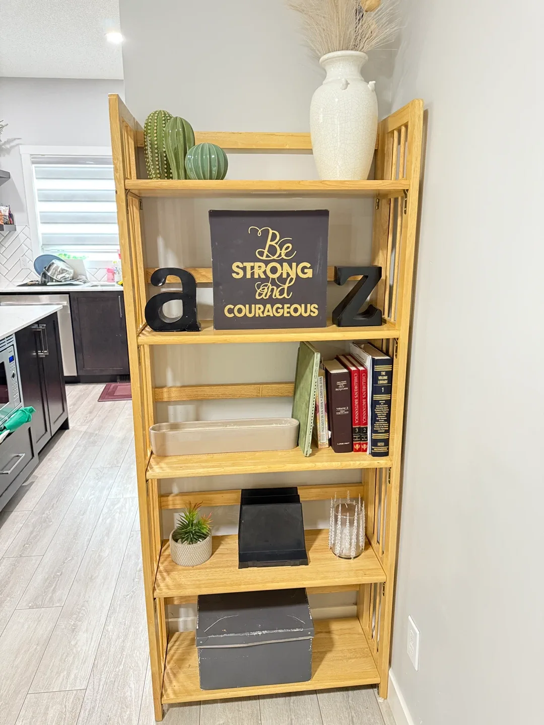 Home Decor Items image indicator(3)