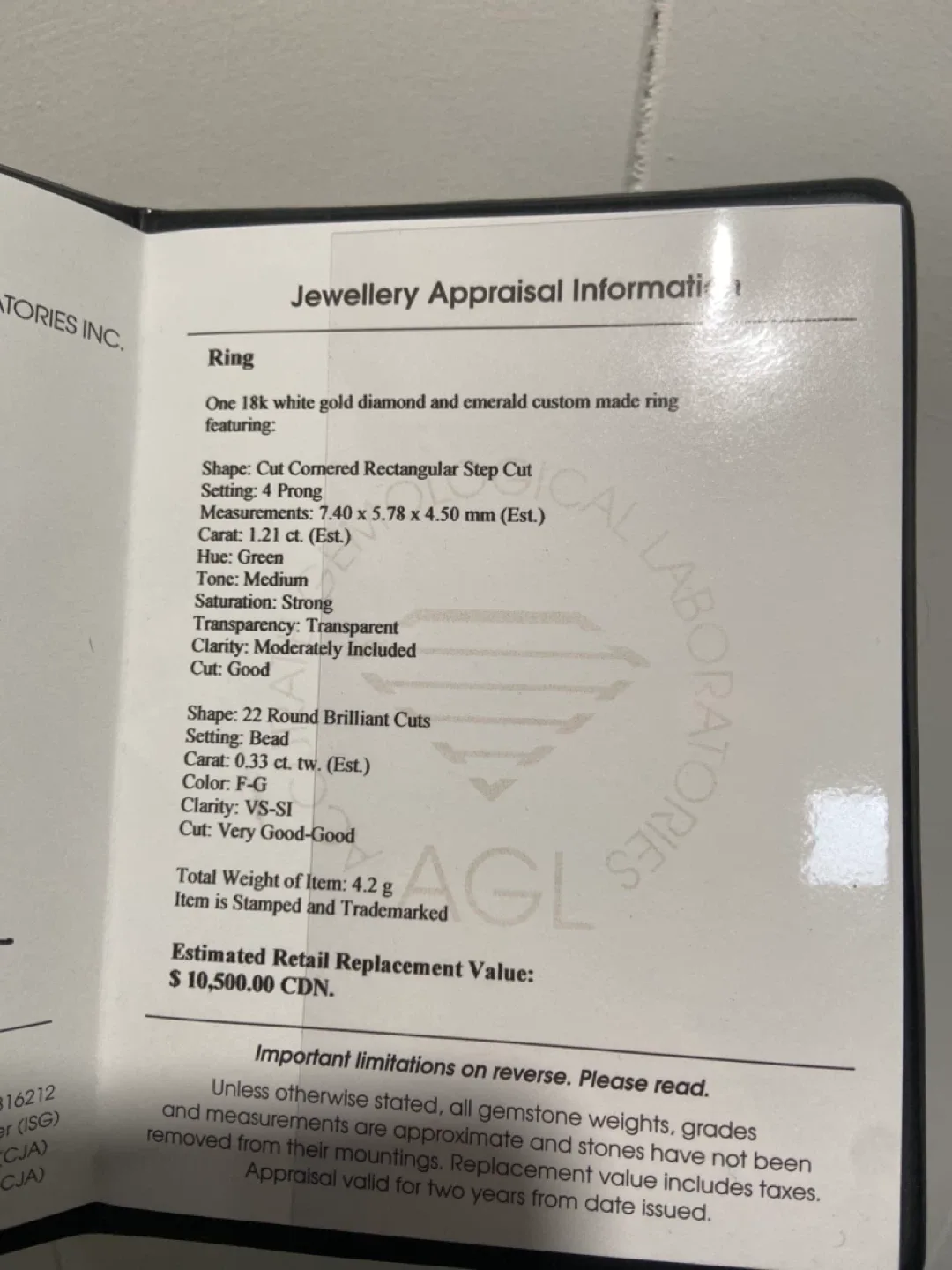 Emerald & Diamond Halo Ring image indicator(4)
