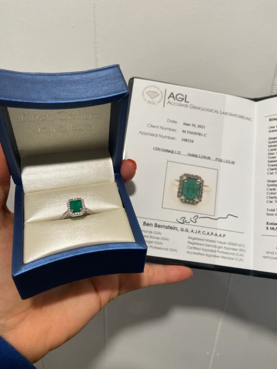 Emerald & Diamond Halo Ring image indicator(3)