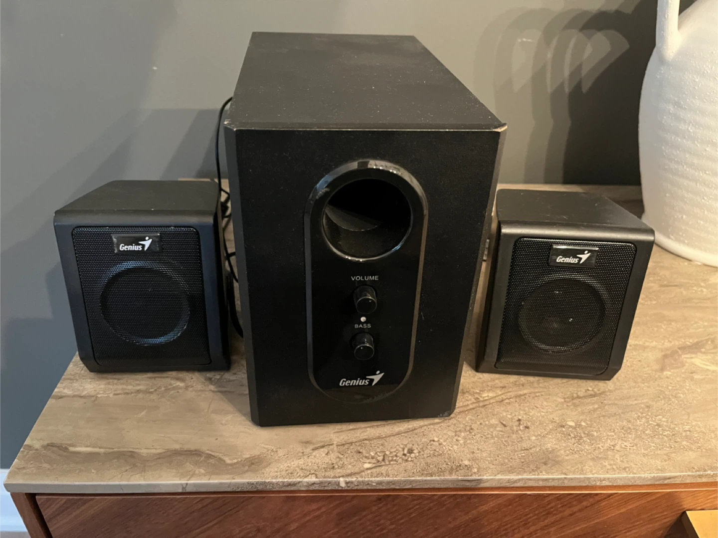 Genius SW-2.1 355 Multimedia Speaker System