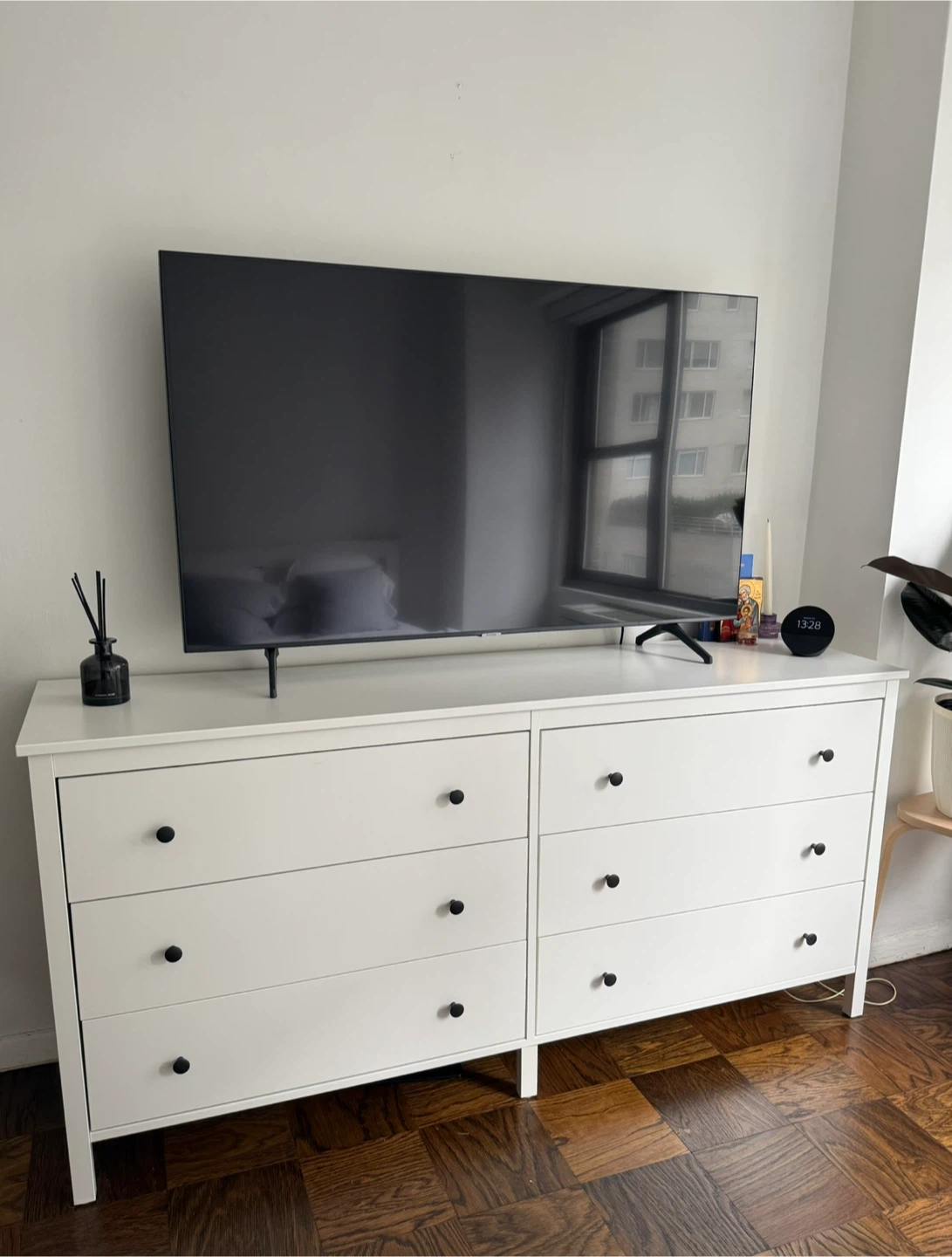 Ikea Hemnes White 6-Drawer Dresser