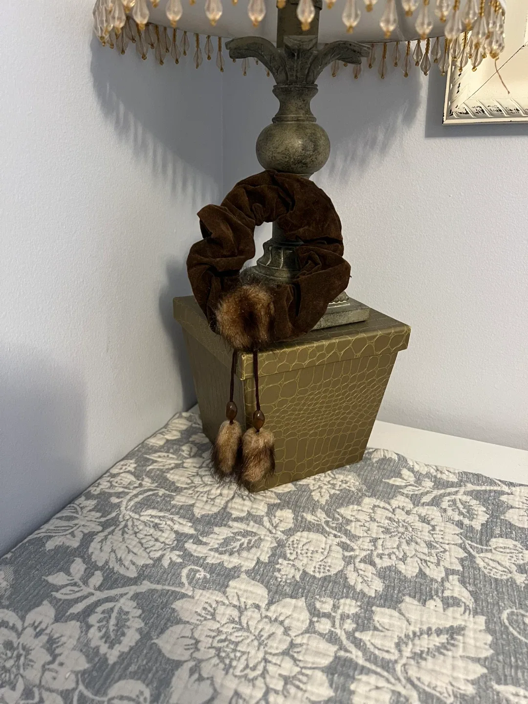 Brown Scrunchie with Tassels image indicator(2)