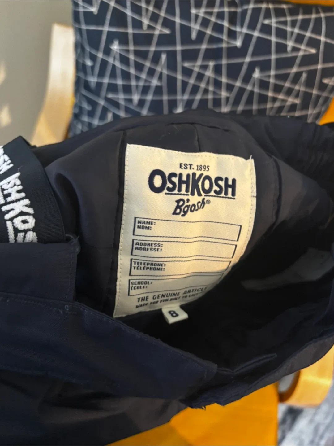 OshKosh B'gosh Snow Pants - Size 8 (black Friday )