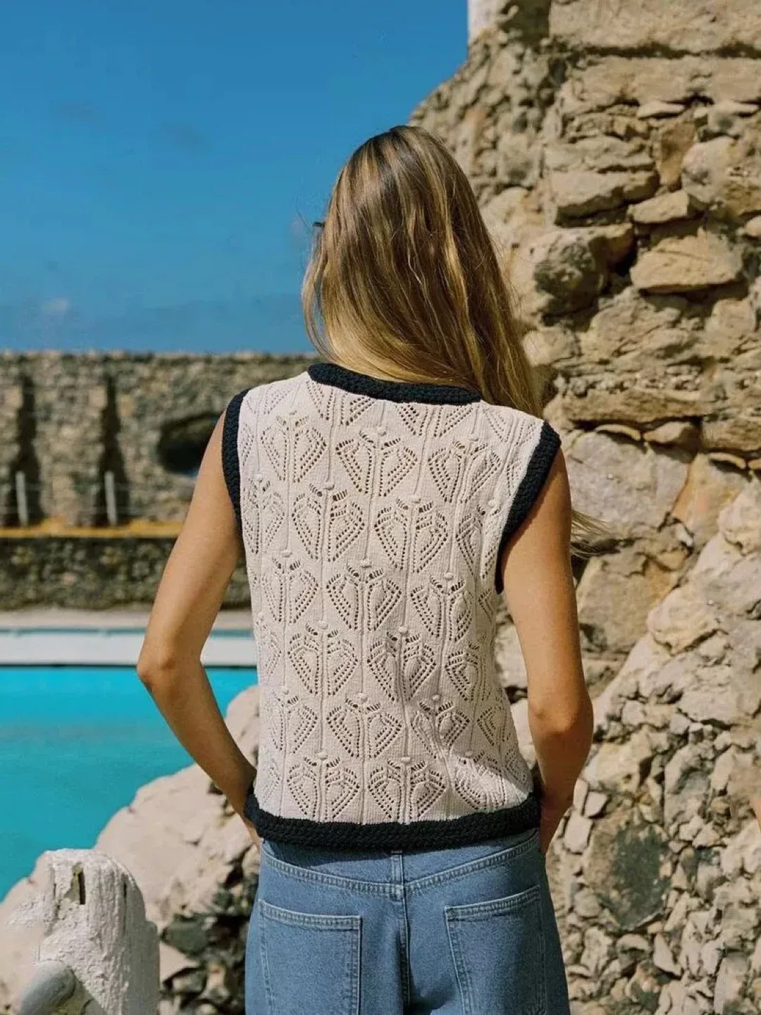 Brand New Zara Sleeveless Sweater Vest - Size medium image indicator(3)