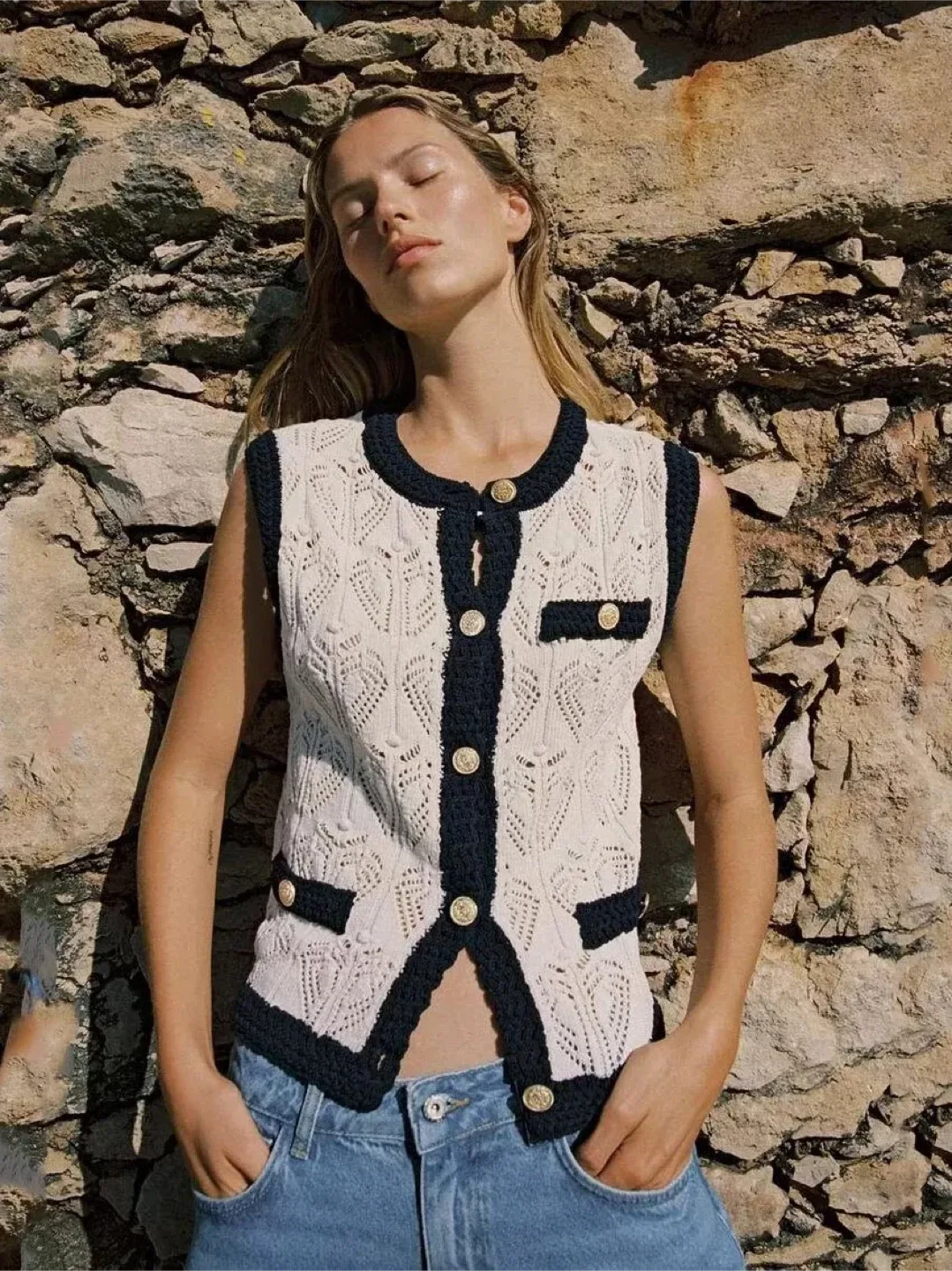 Brand New Zara Sleeveless Sweater Vest - Size medium image indicator(2)