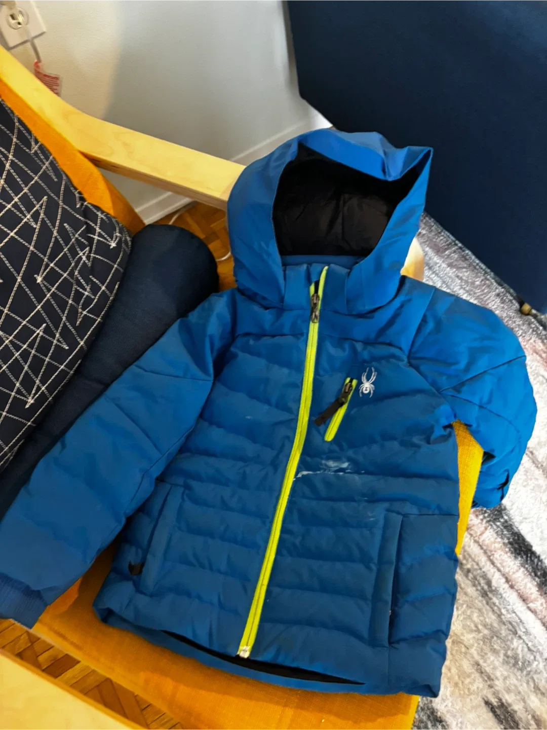 Spyder Boy's Ski Jacket Size 4 (black Friday) image indicator(2)