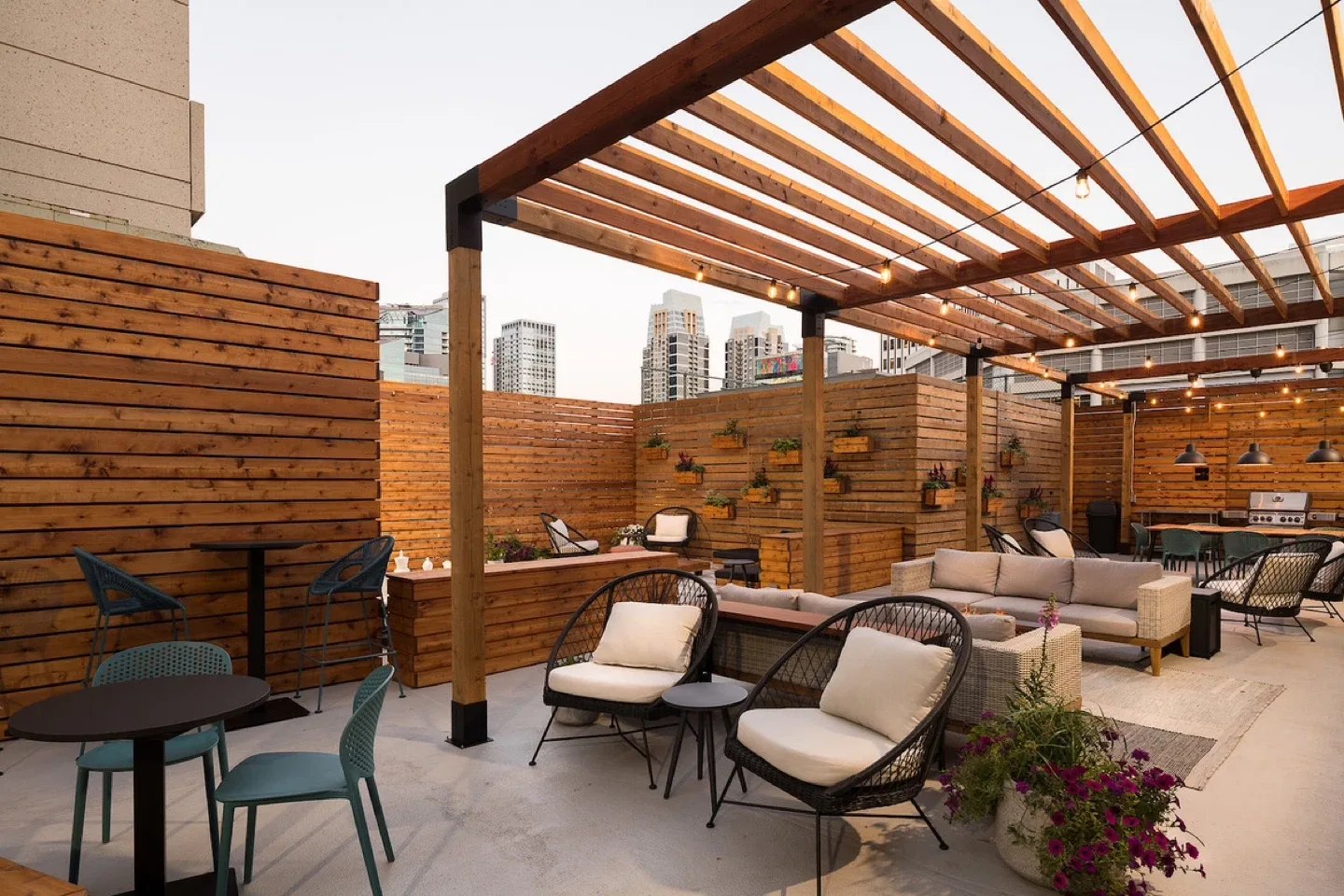 2-Bed Apartment Lease takeover (Downtown) image indicator(3)