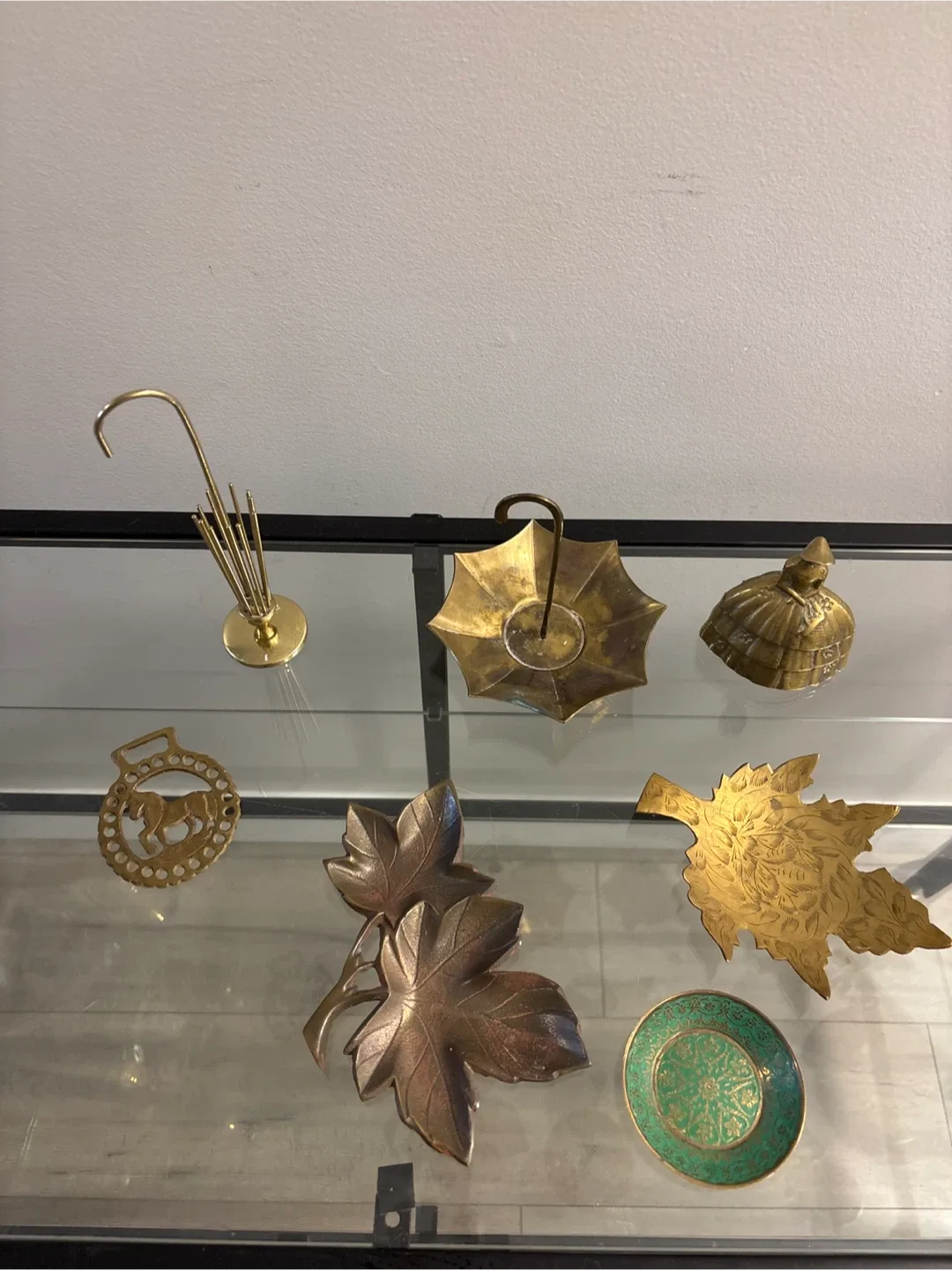 Vintage Brass Decorative Items image indicator(3)