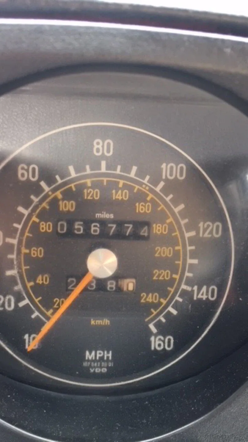 Mercedes-Benz 450 SL Red Convertible image indicator(10)