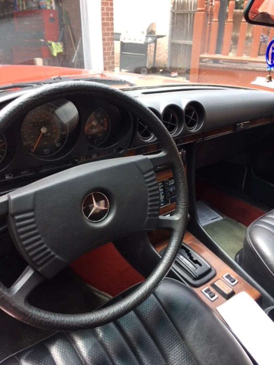 Mercedes-Benz 450 SL Red Convertible image indicator(9)