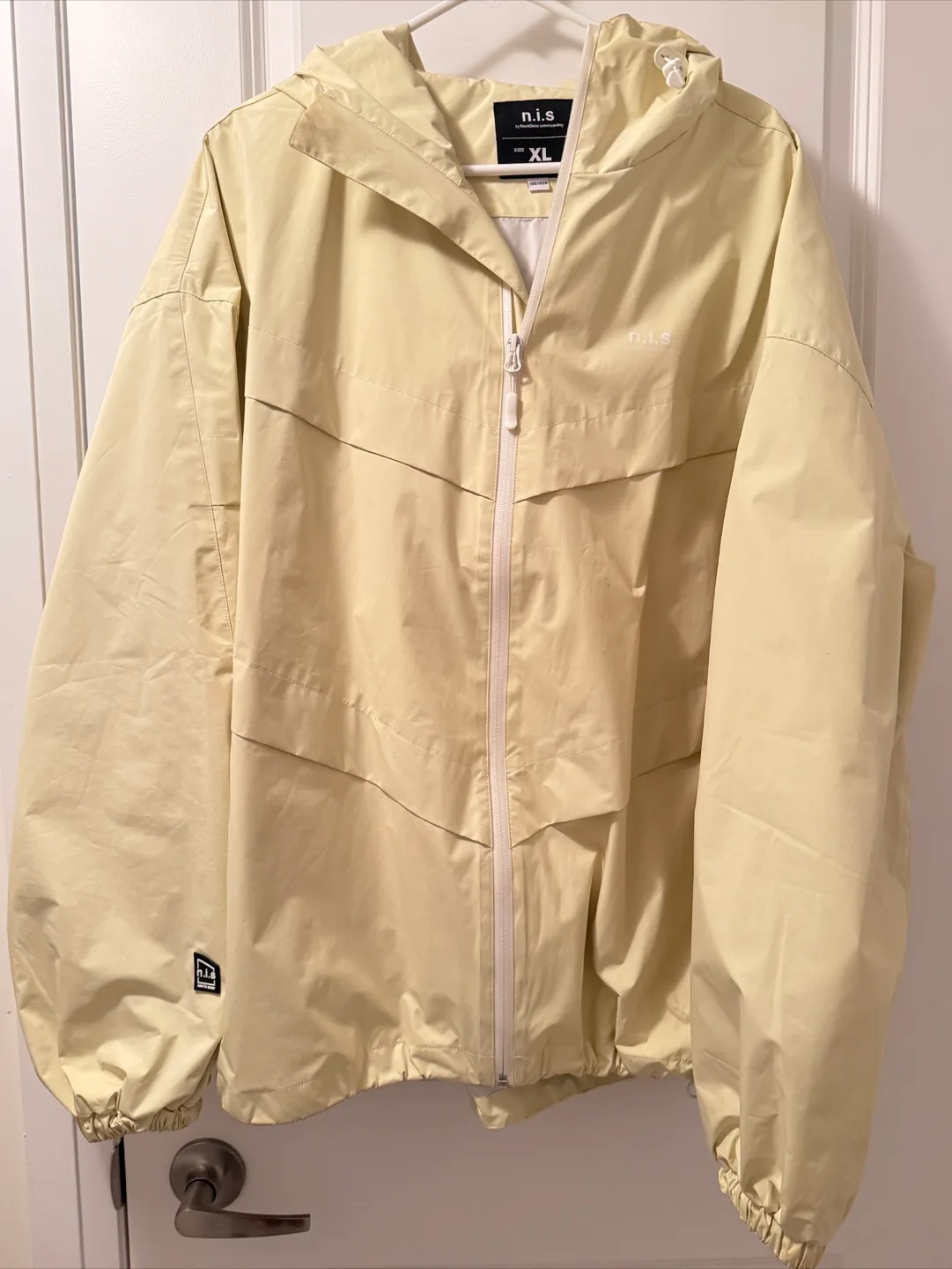 Snow jacket thumbnail