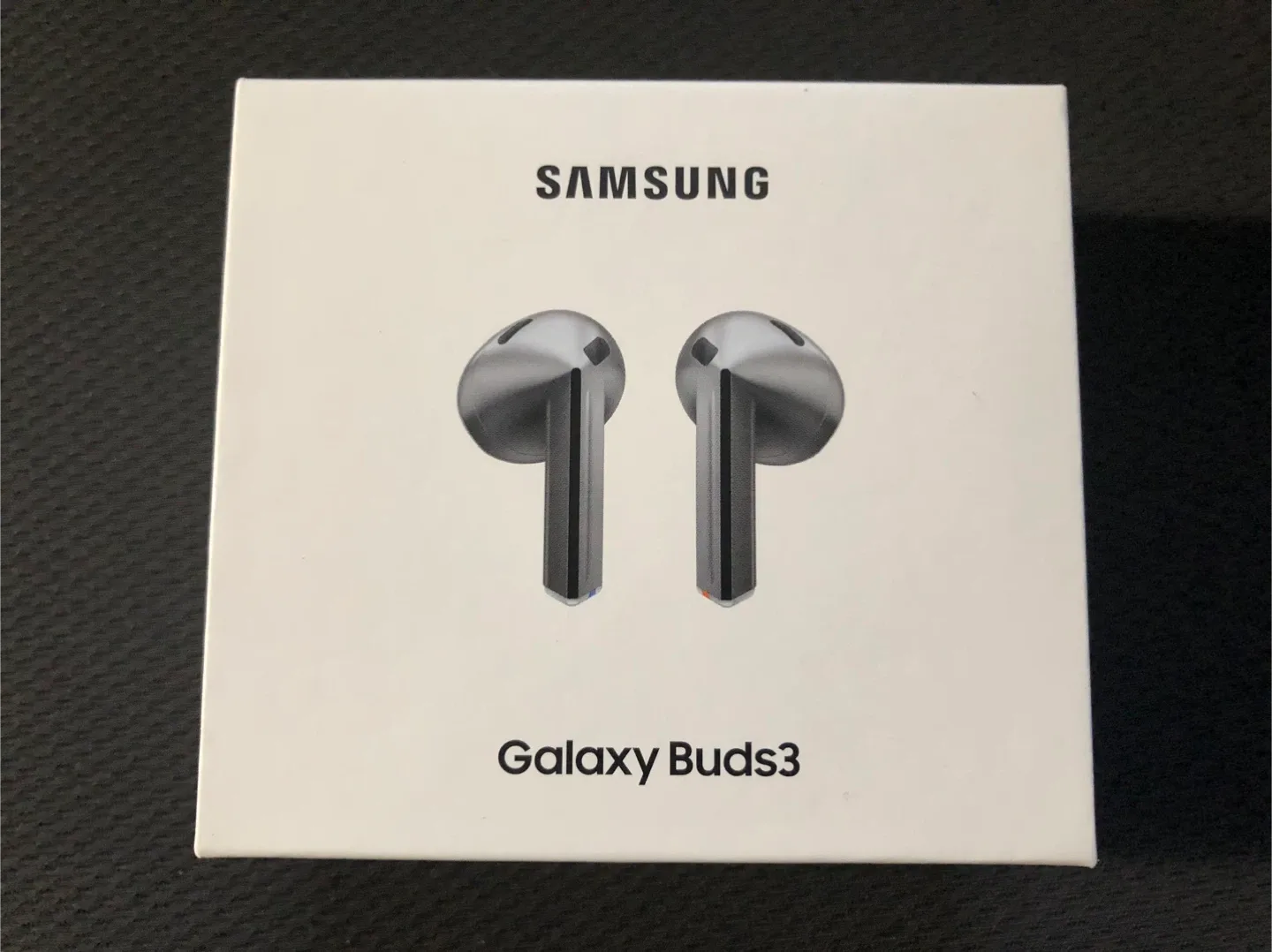 Samsung Galaxy Buds3 - New and SEALED IN BOX!!