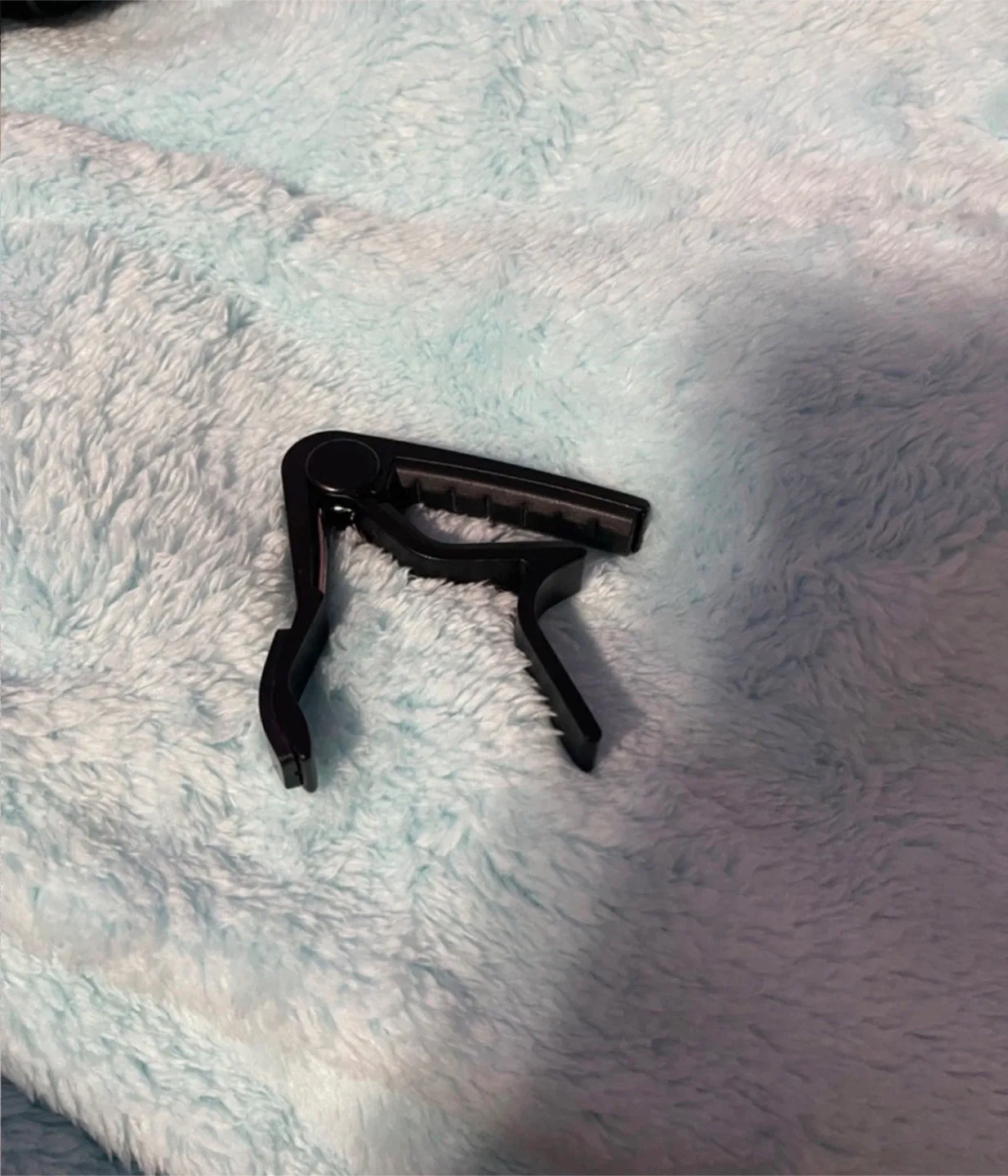 Donner Acoustic Guitar with Accessories image indicator(6)