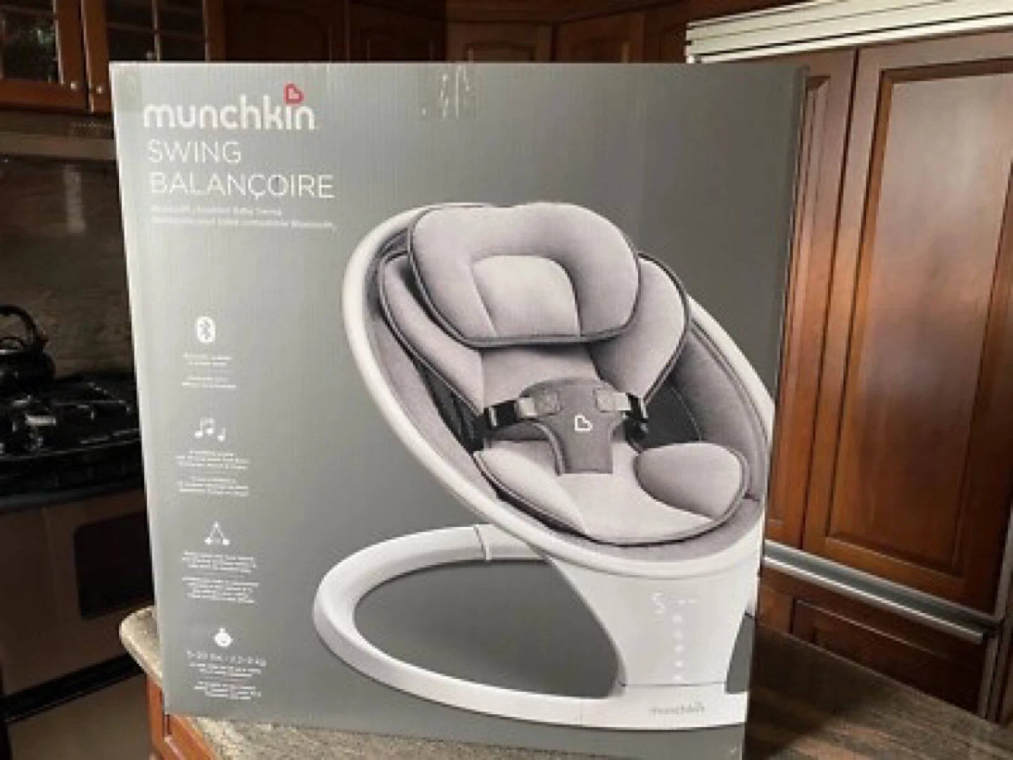 Munchkin Bluetooth Enabled Baby Swing