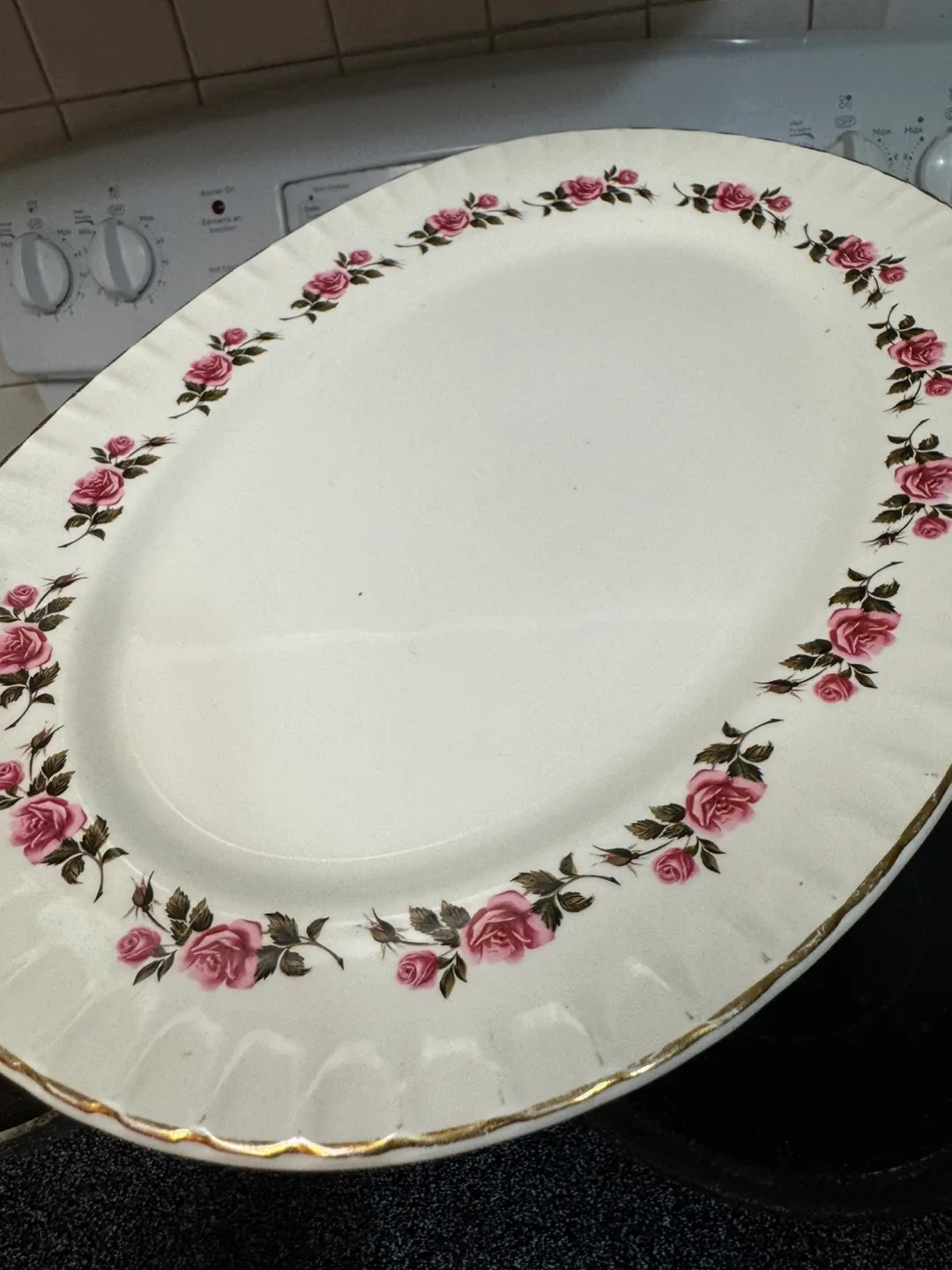 Ridgway Romance White Mist Platter 14k decoration image indicator(2)