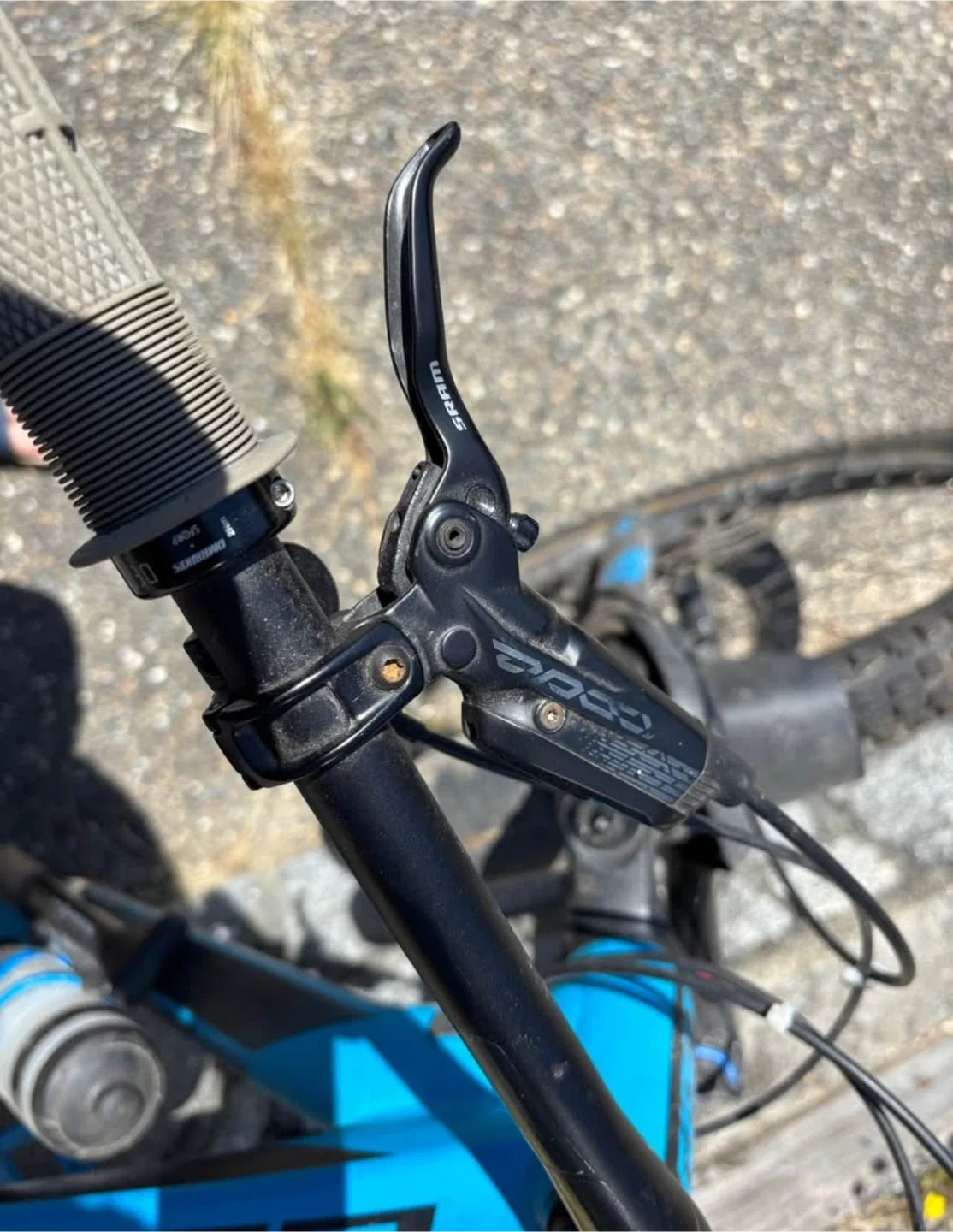 2018 Giant Reign 2 – Size Large – Upgraded Enduro Beast image indicator(6)