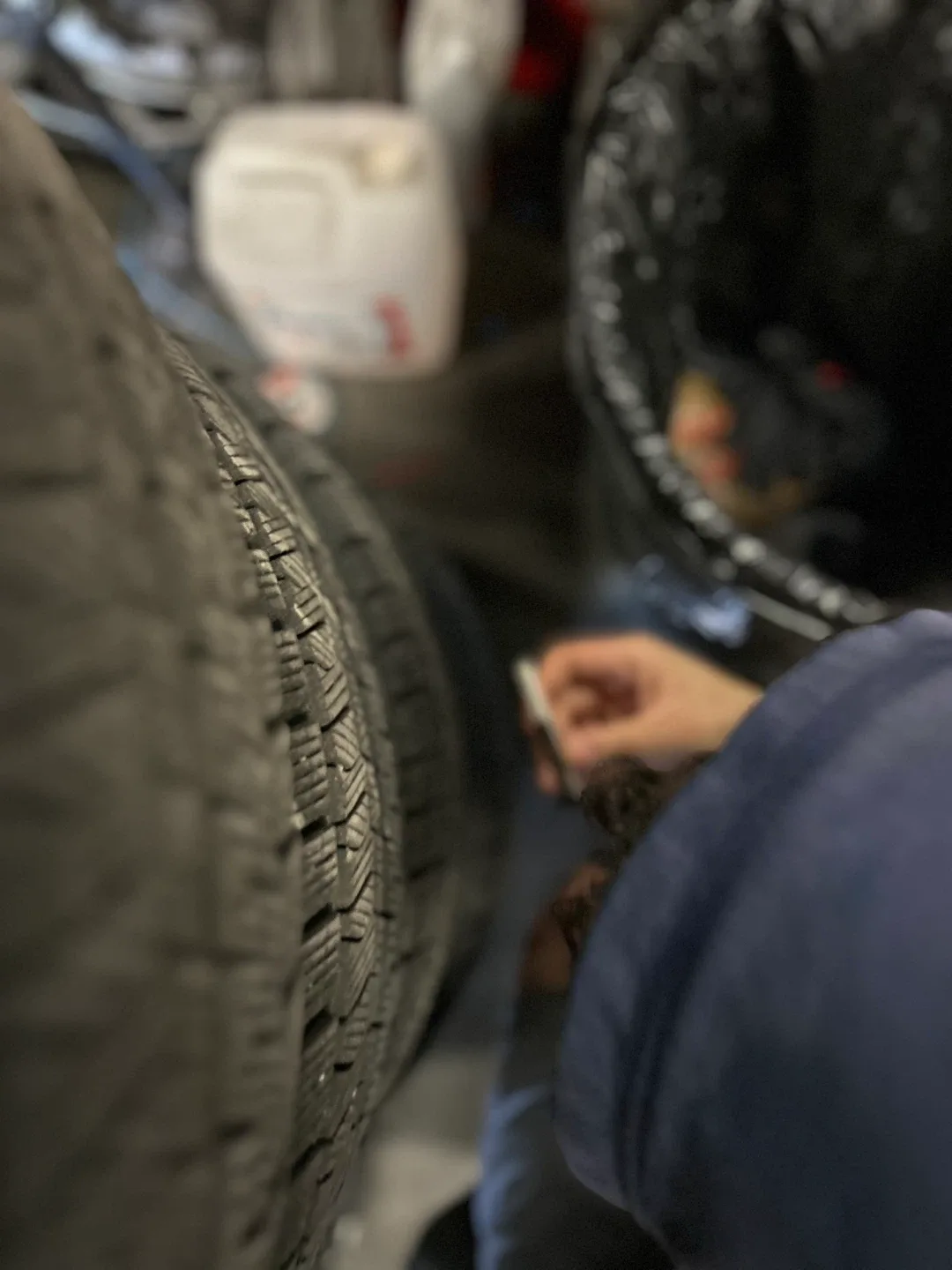 Winter Tires - (not on rims) 225/60R17 image indicator(5)