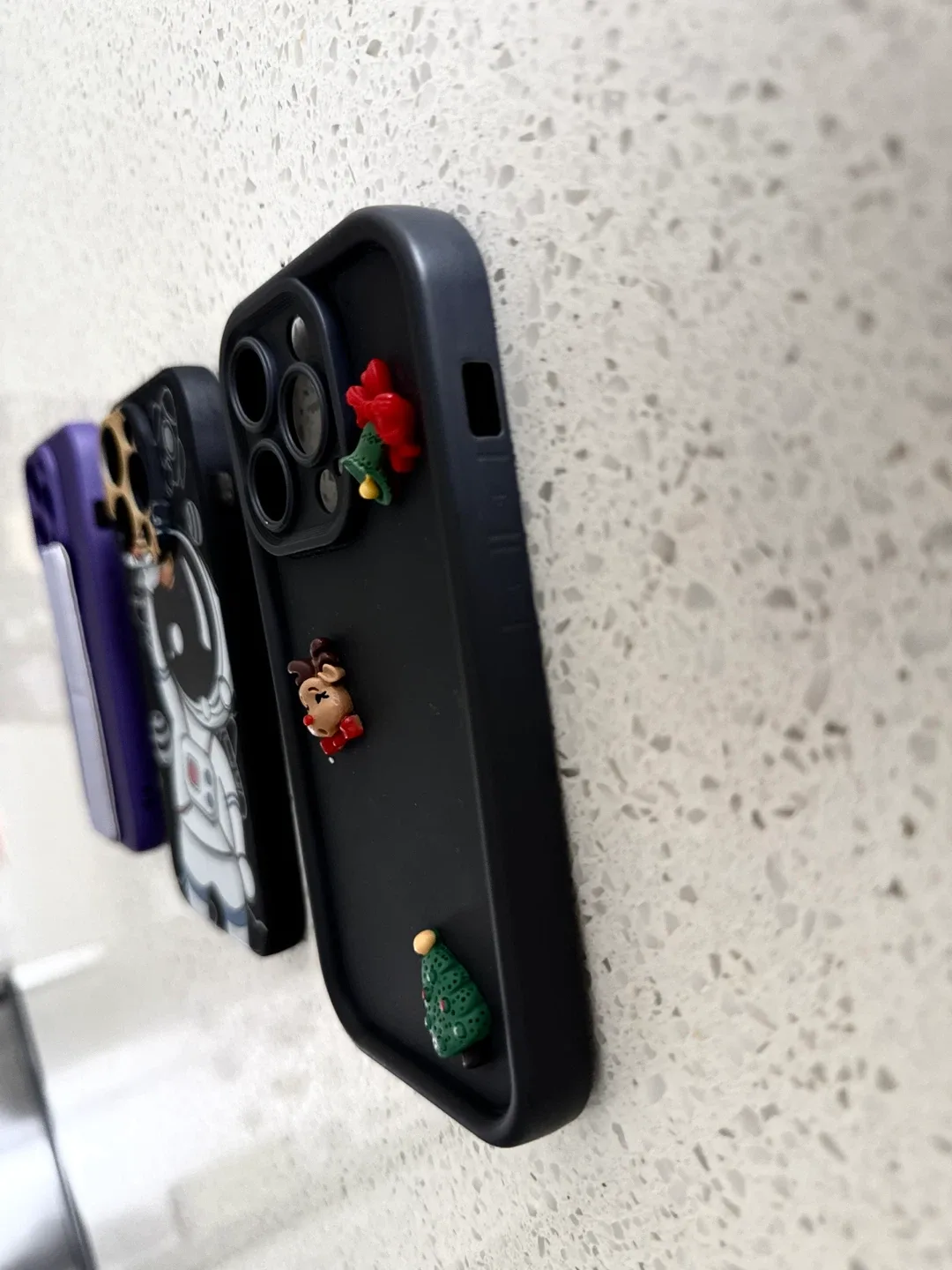 IPhone 14 Pro Phone Case Bundle image indicator(6)