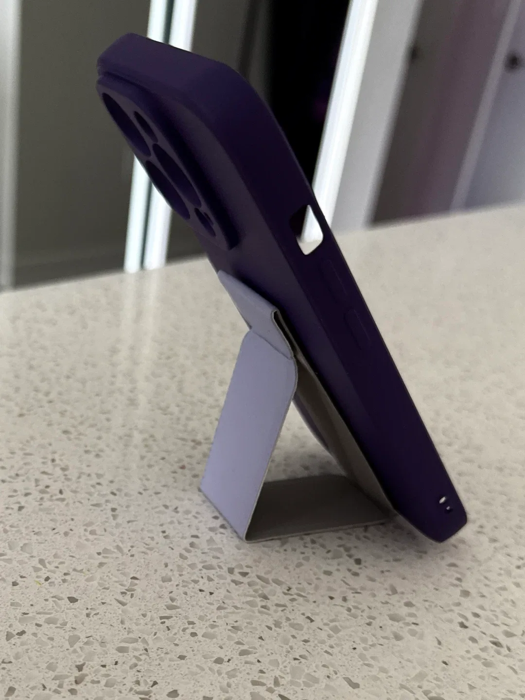 IPhone 14 Pro Phone Case Bundle image indicator(9)