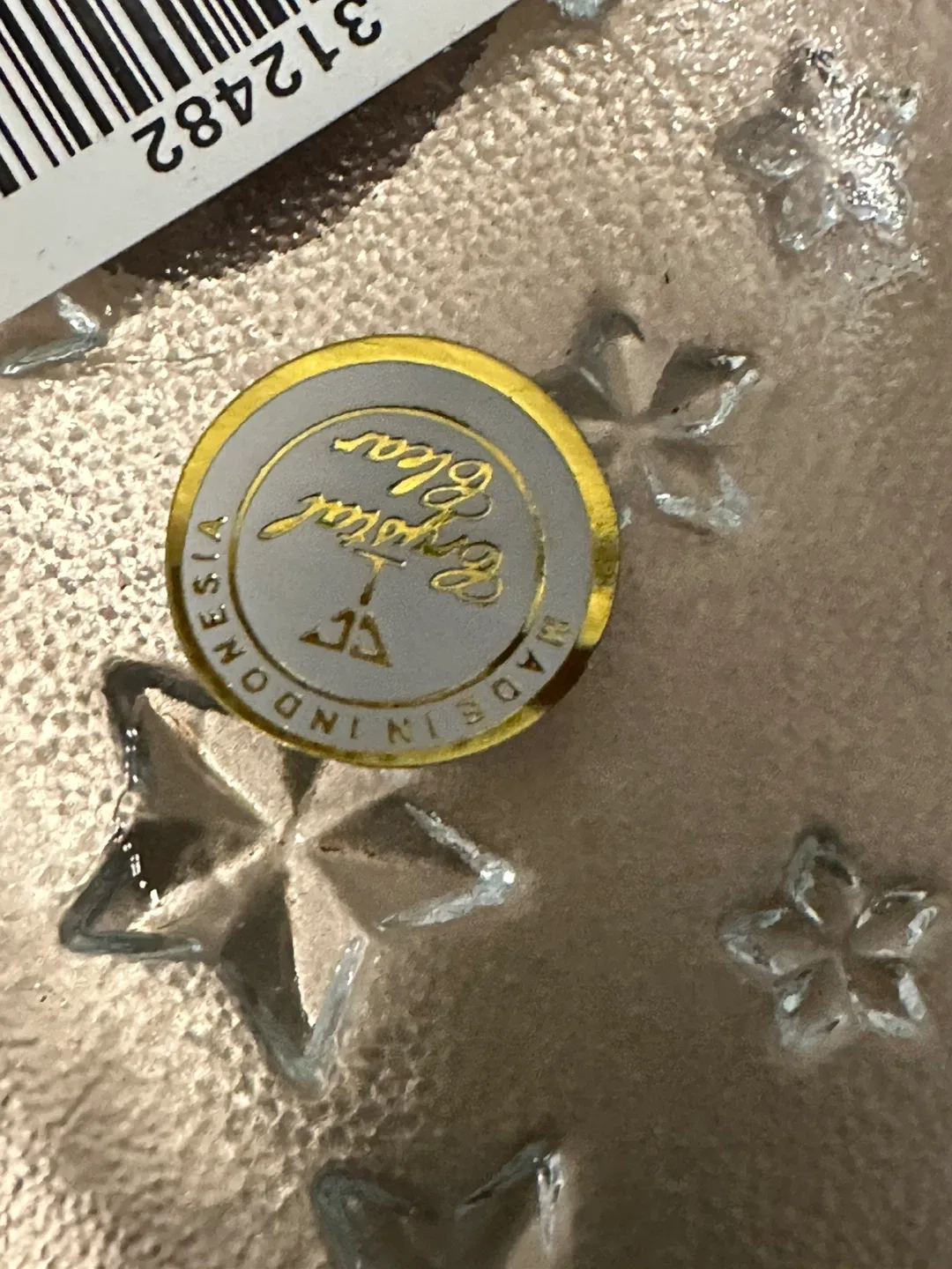 Crystal Clear 8" Stocking Plate - New in Box image indicator(2)