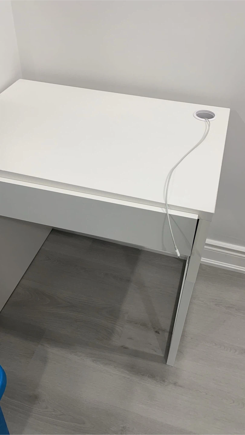 White Desk with Drawer