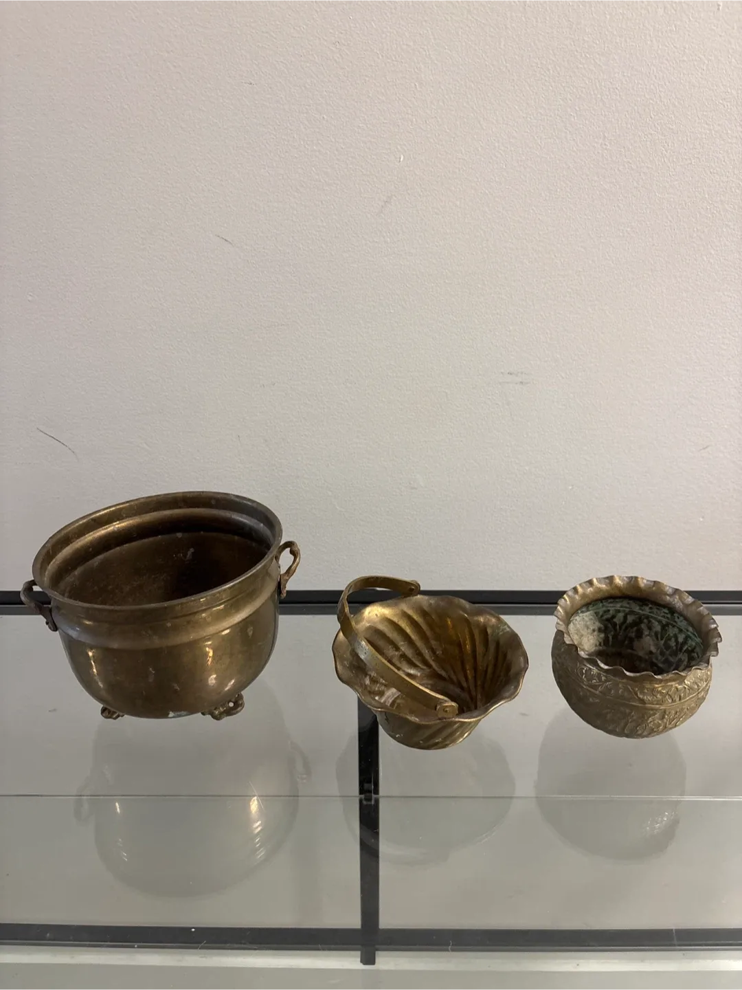 Three Vintage Brass Decorative Bowls image indicator(3)