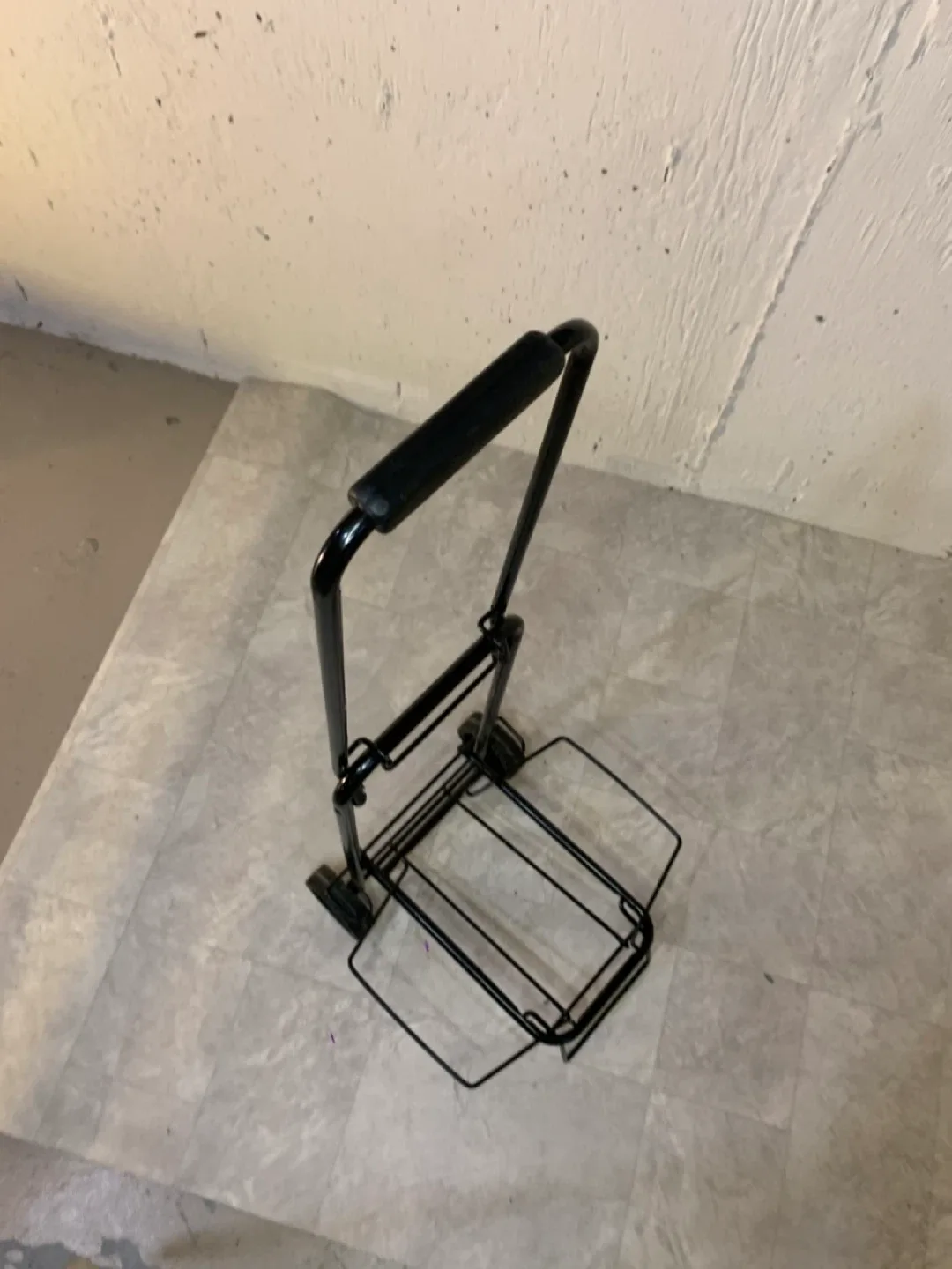 Folding Luggage Cart - Black image indicator(3)