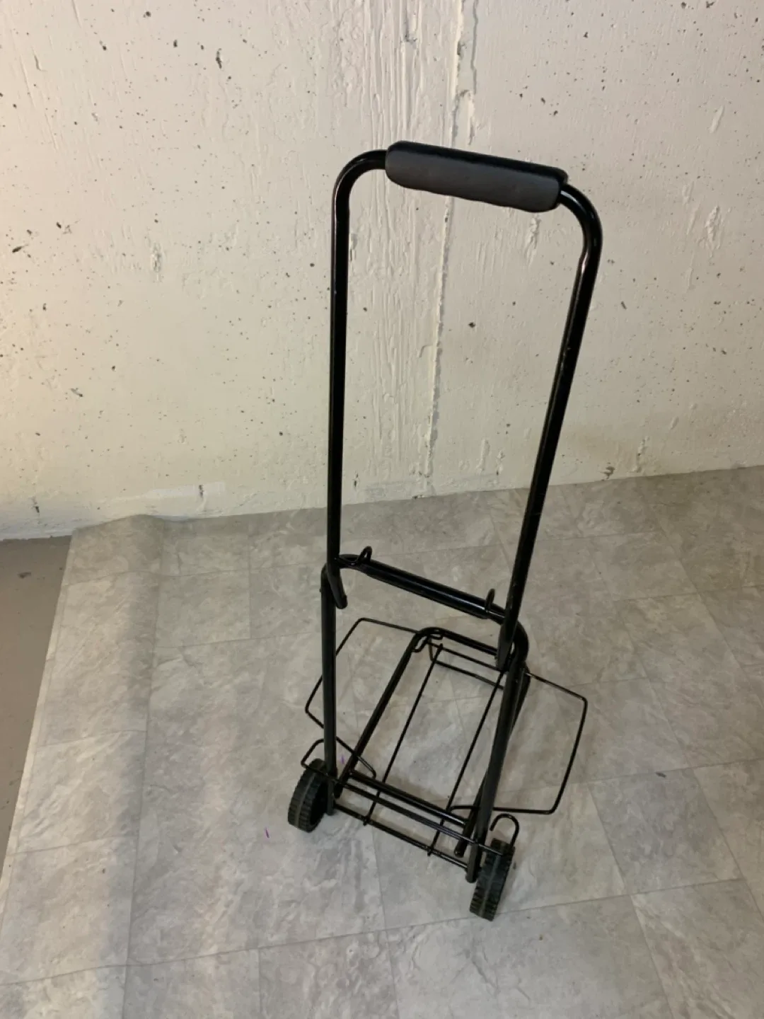 Folding Luggage Cart - Black image indicator(2)