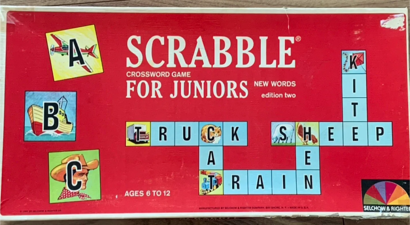 Scrabble Crossword Game for Juniors image indicator(2)