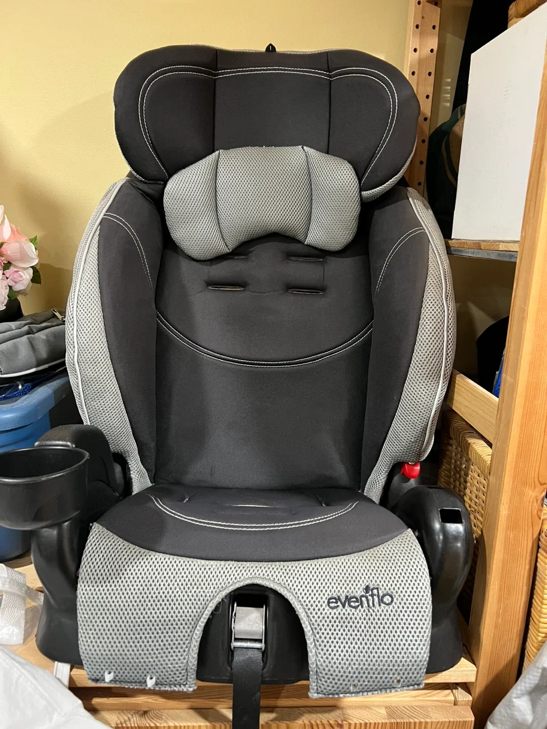 Evenflo Booster Car Seat thumbnail