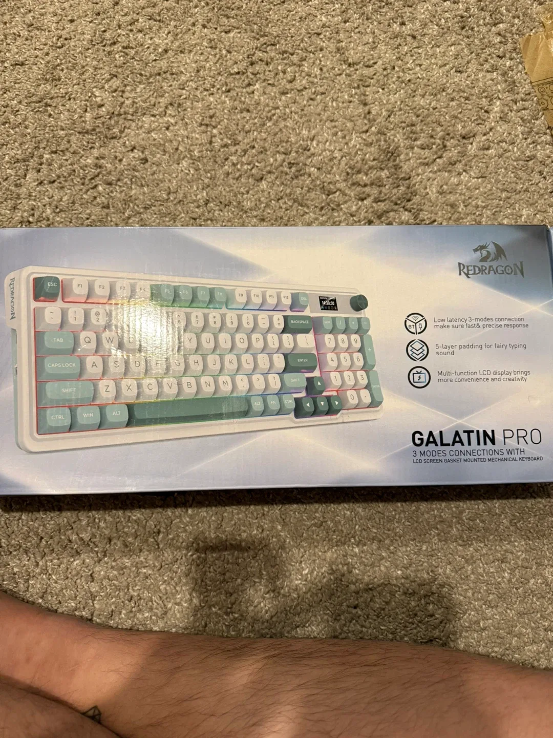 Redragon Galatin Pro K719 Mechanical Keyboard - New! thumbnail