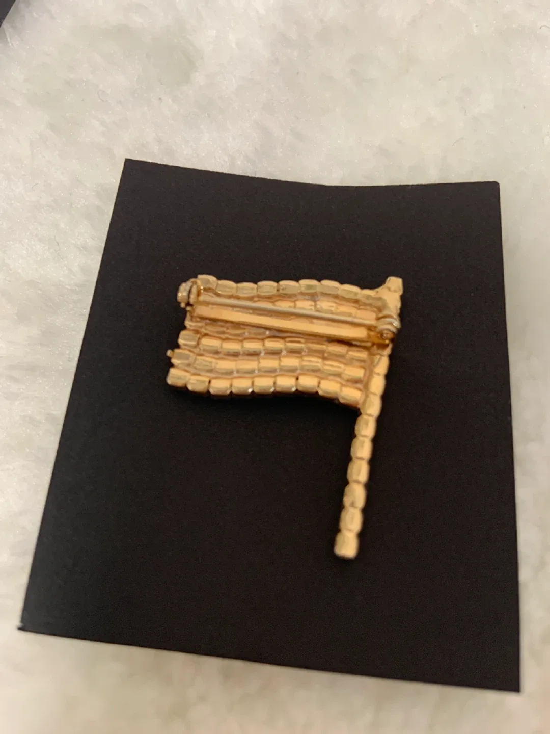 Vintage Rhinestone Stars & Stripes Flag Brooches image indicator(5)