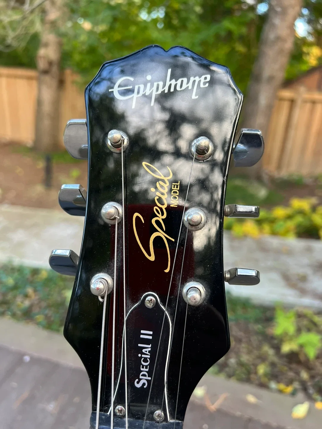 EUC EPIPHONE Special II Elect Guitar & Marshall MG15 DFX Amp image indicator(2)