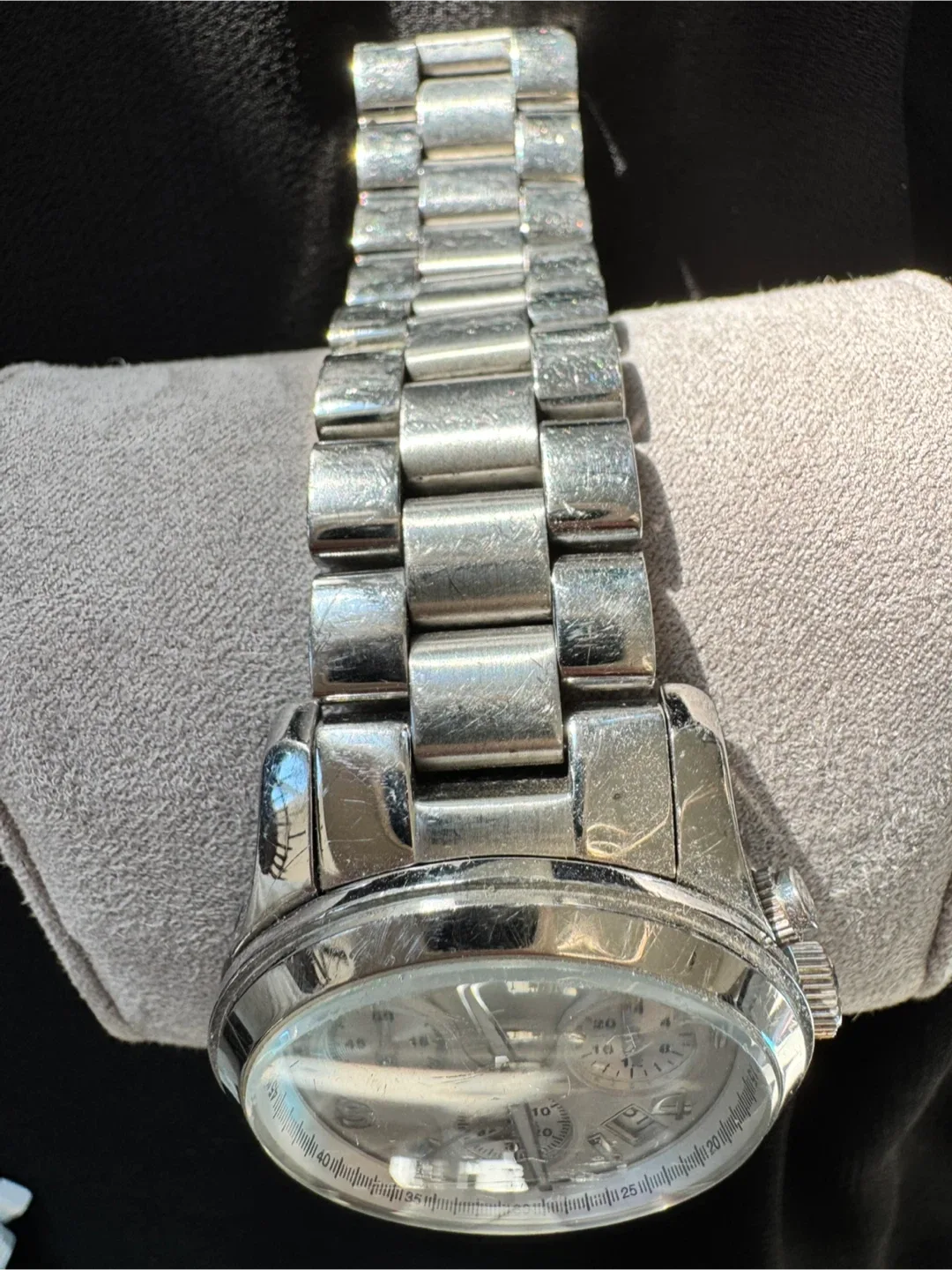 Michael Kors Silver Watch image indicator(6)