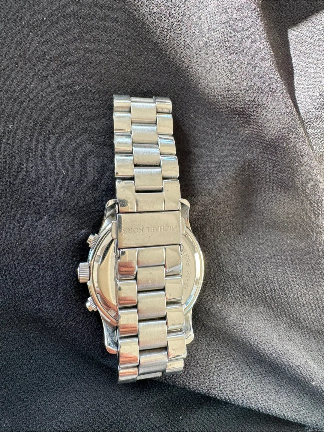 Michael Kors Silver Watch image indicator(8)