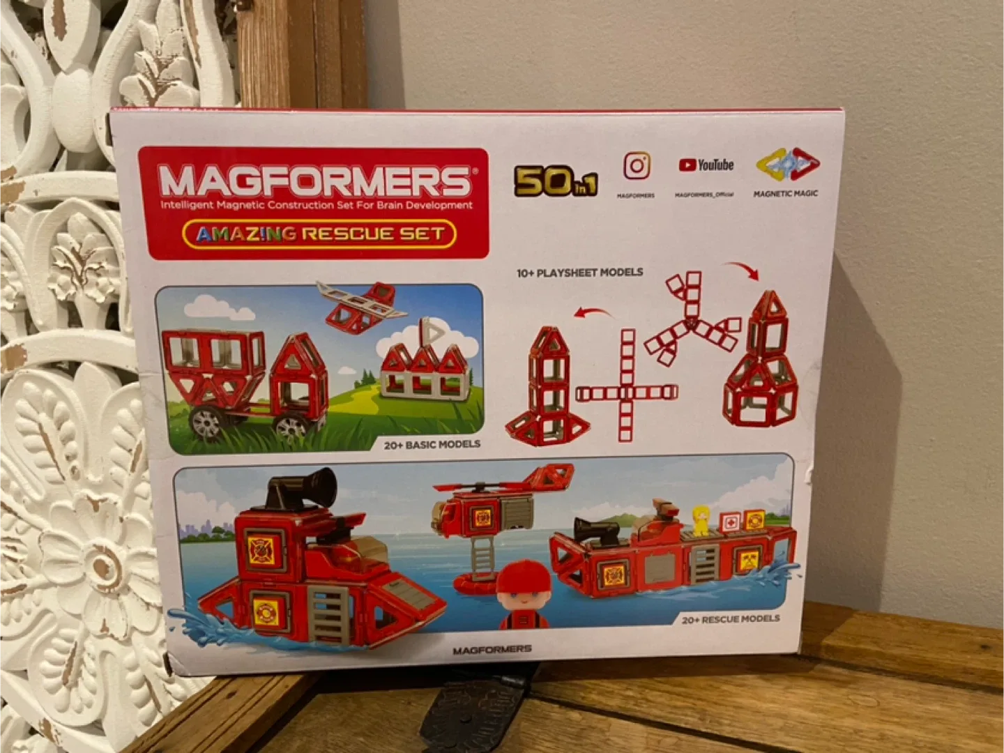 New Magformers Amazing Rescue Set 50 Pieces Magnetic Tiles image indicator(2)