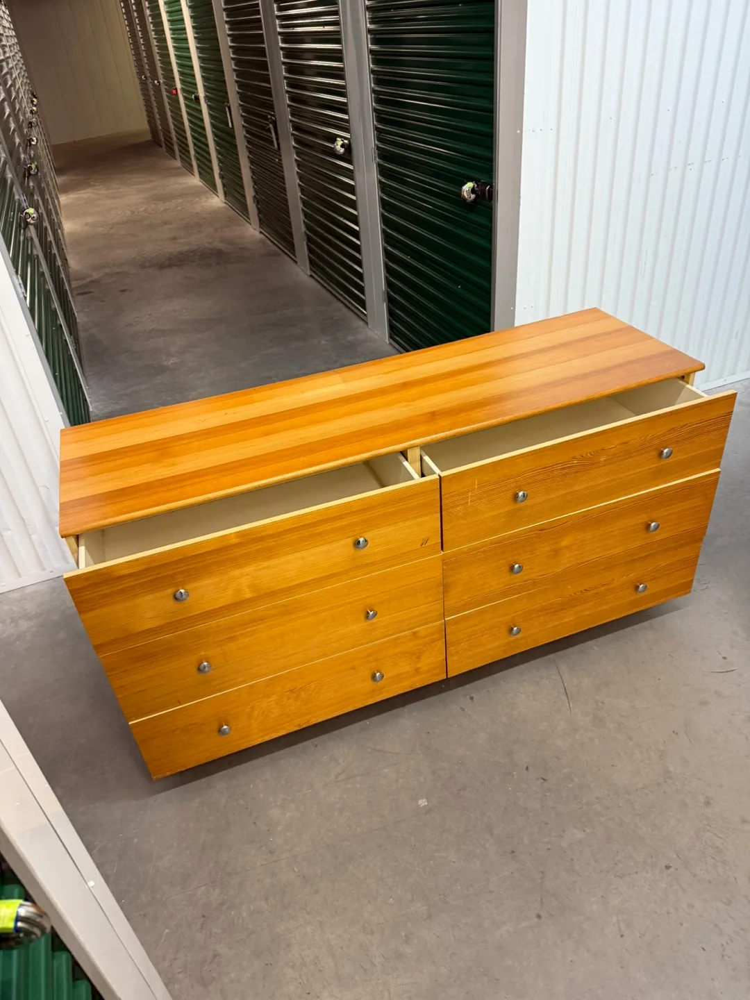 Wooden Dresser - 6 Drawers image indicator(6)