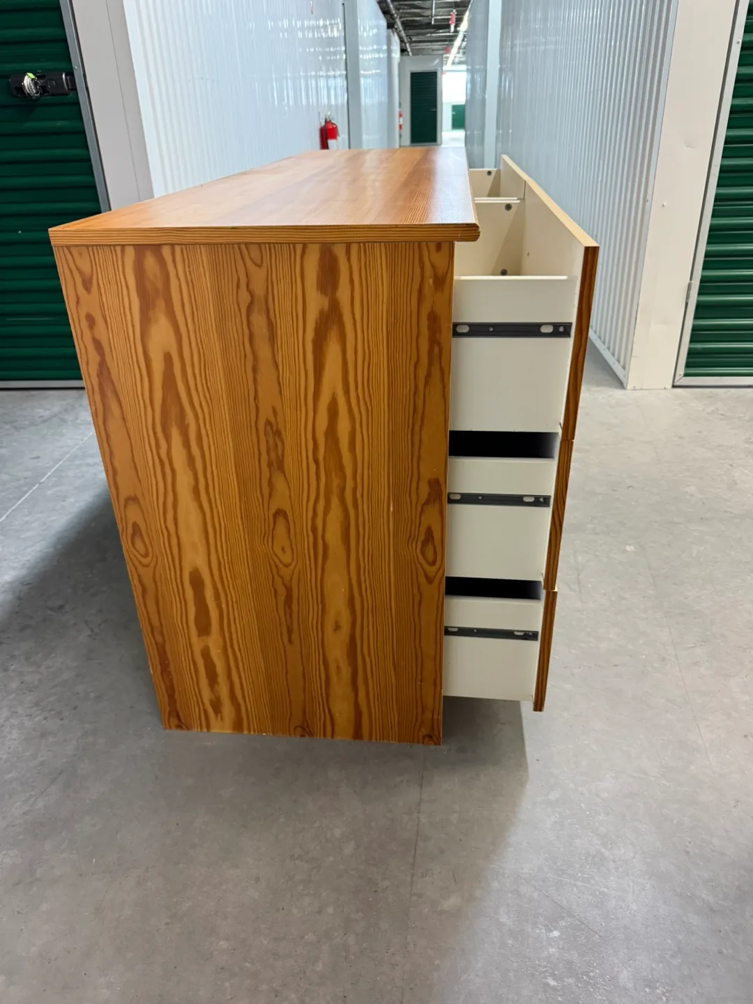 Wooden Dresser - 6 Drawers image indicator(7)