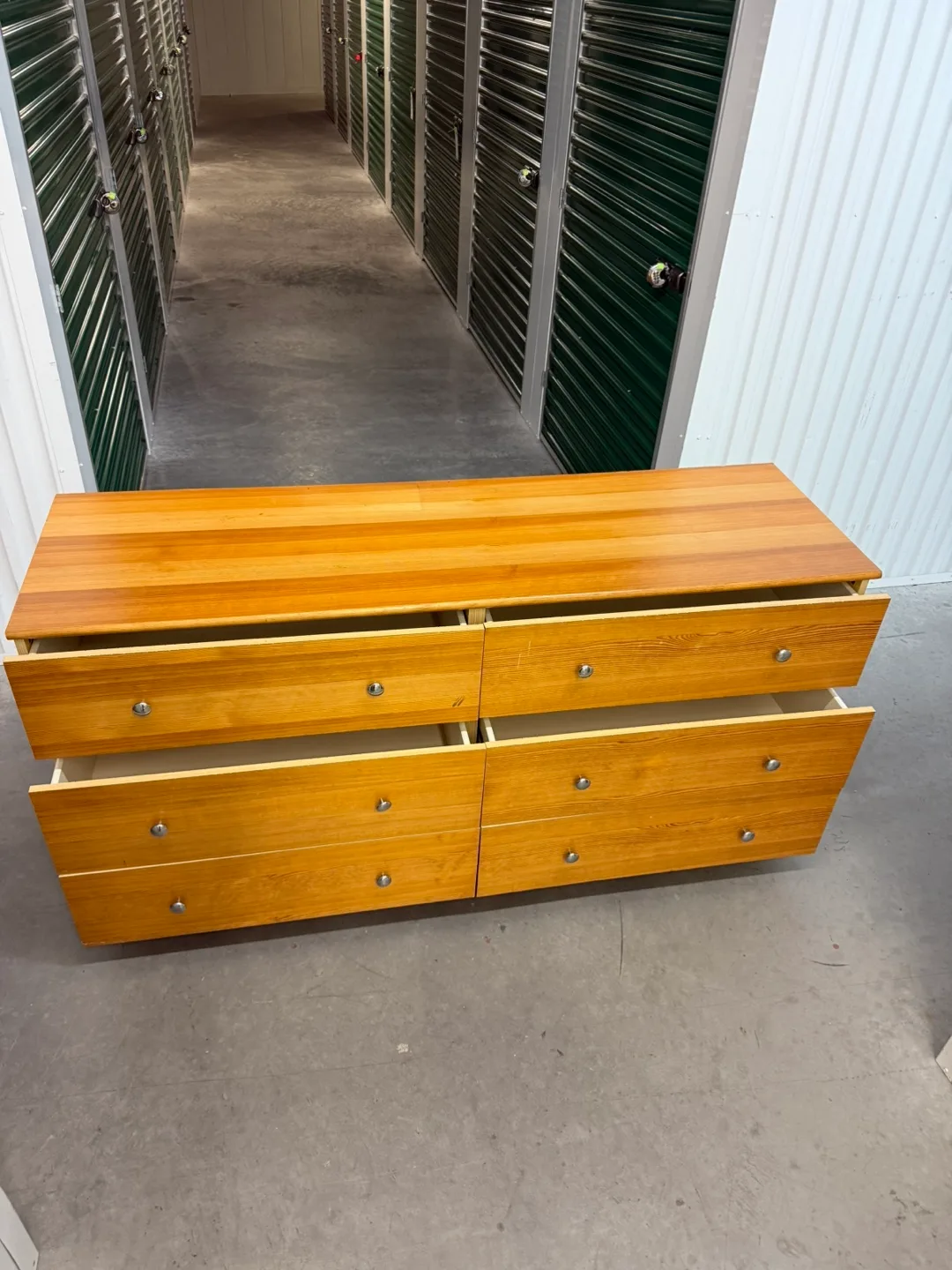 Wooden Dresser - 6 Drawers image indicator(10)