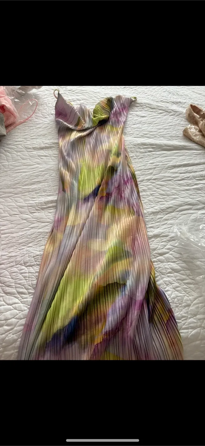 PrettyLittleThing Pink Floral Maxi Dress - Size 8 image indicator(3)