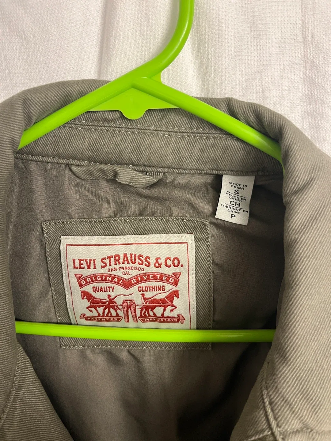 Levi Strauss & Co. Men’s Jacket - Size S image indicator(2)