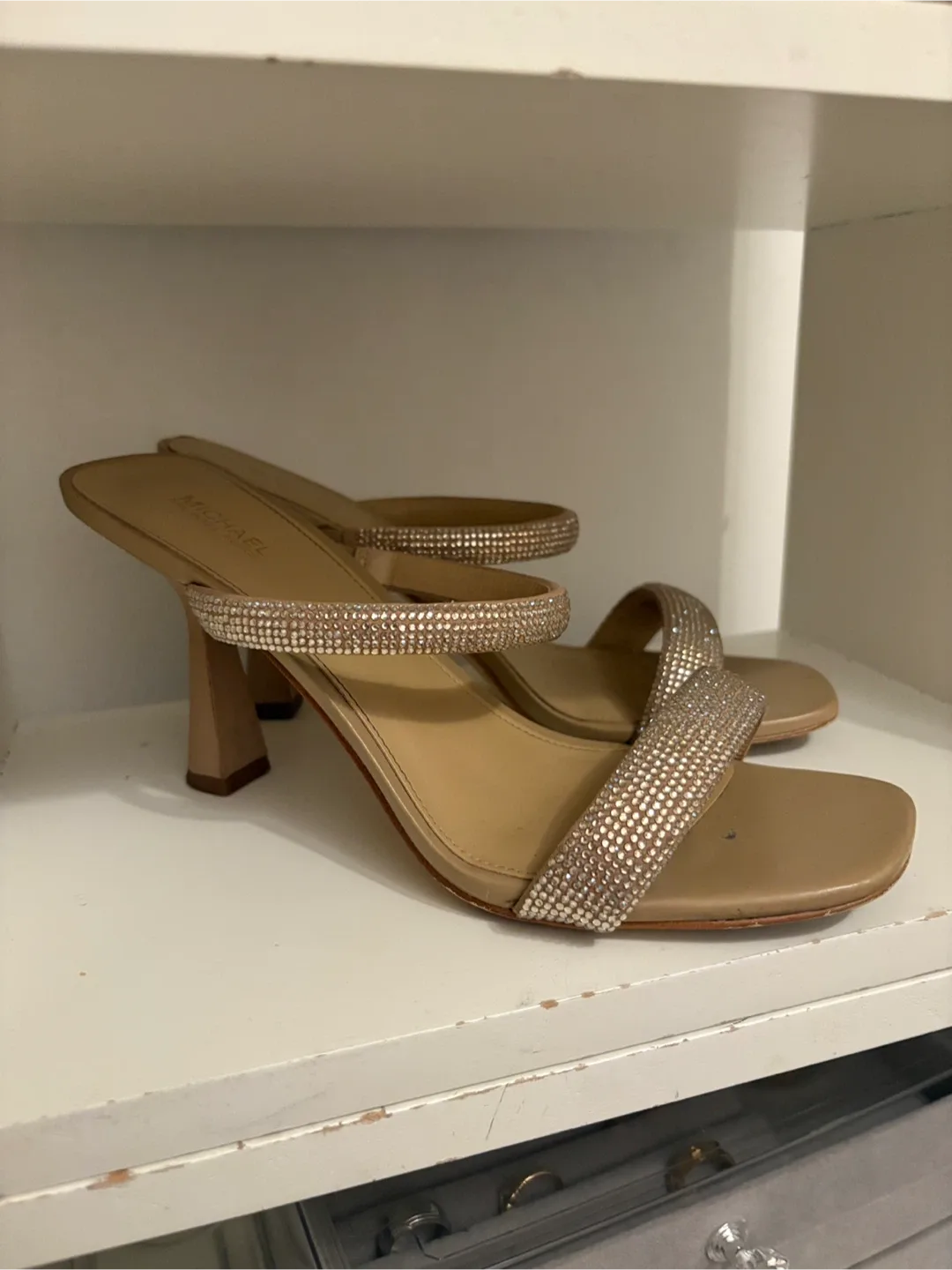 shoes image indicator(2)